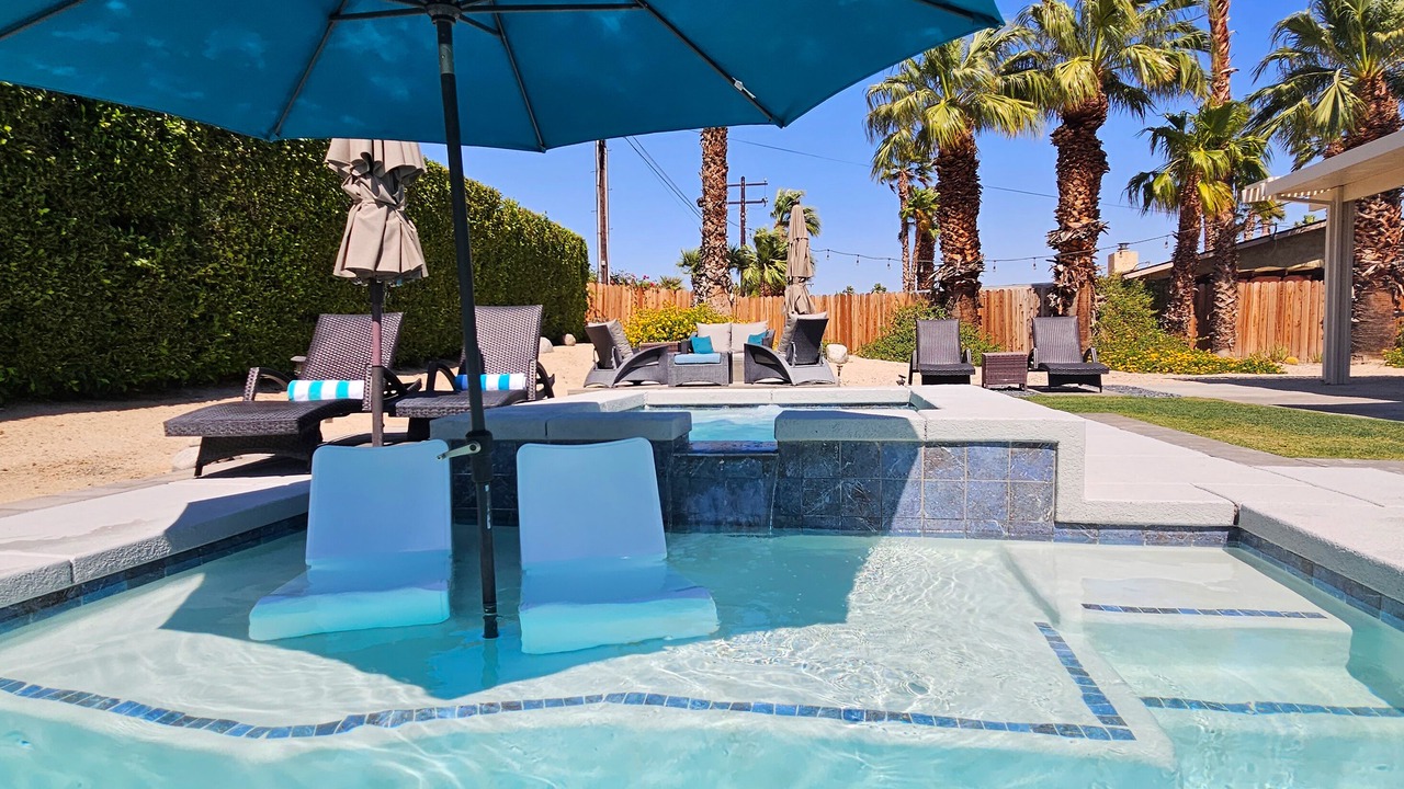Photo of Outdoor in Desert Park Estates
