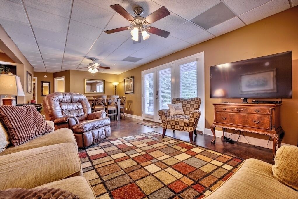 Photo of Livingroom in Alexander City