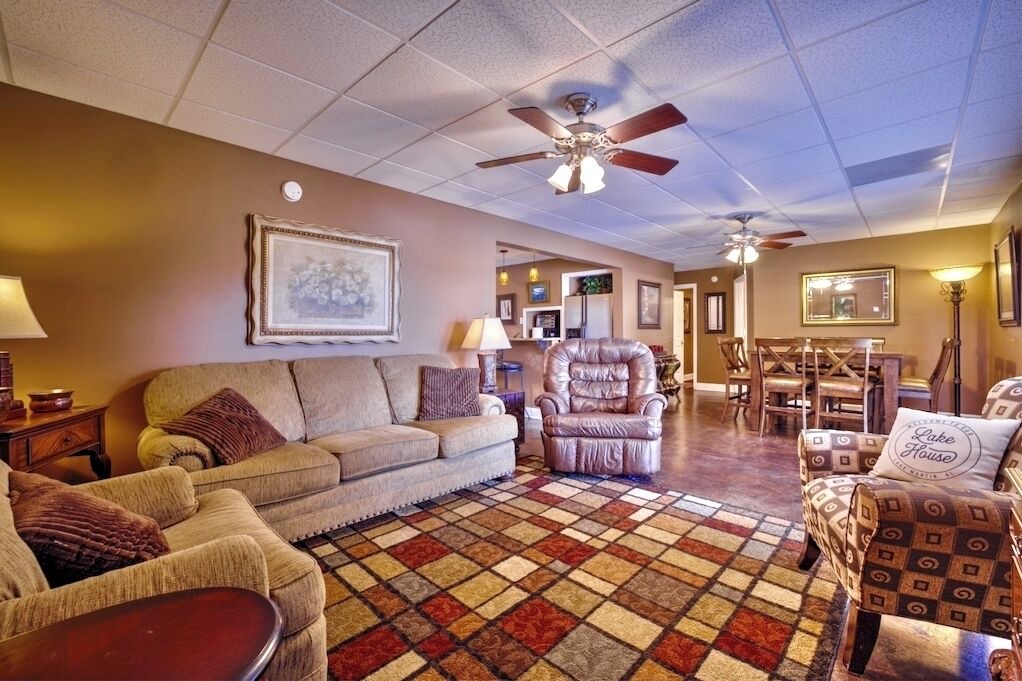 Photo of Livingroom in Alexander City