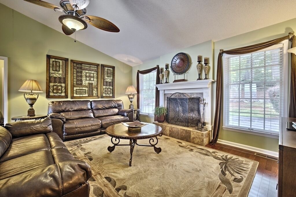 Photo of Livingroom in Alexander City