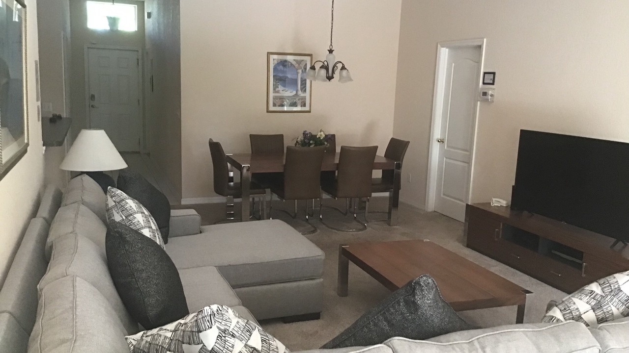 Photo of Livingroom in Silver Creek
