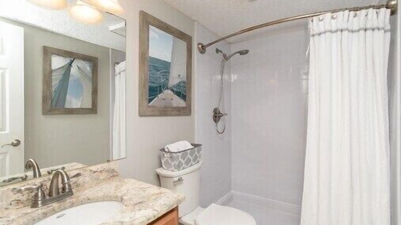 Photo of Bathroom in Orange Beach