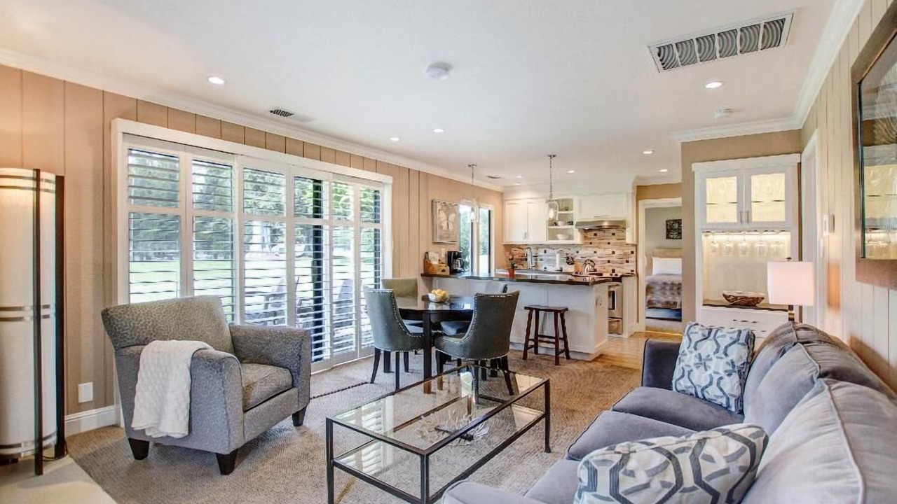 Photo of Livingroom in Napa