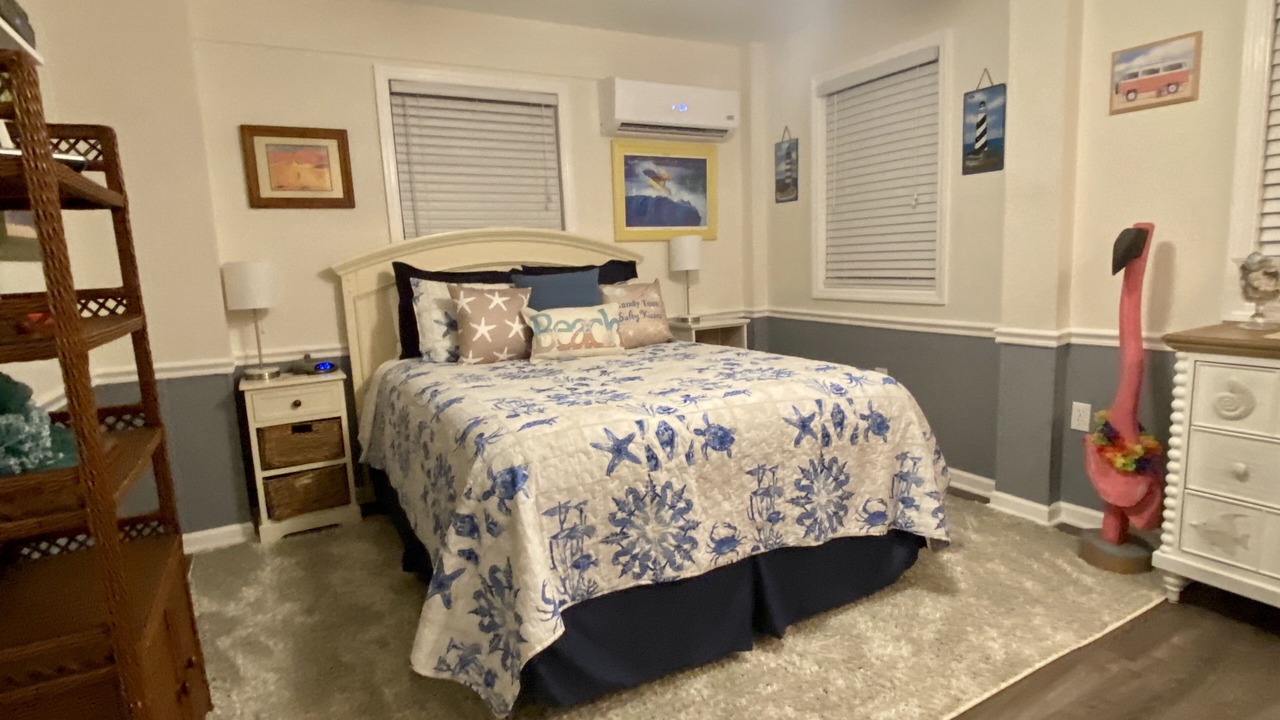 Photo of Bedroom in Colington