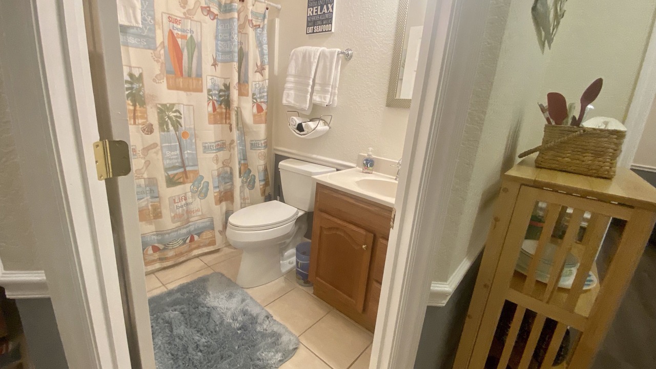 Photo of Bathroom in Colington
