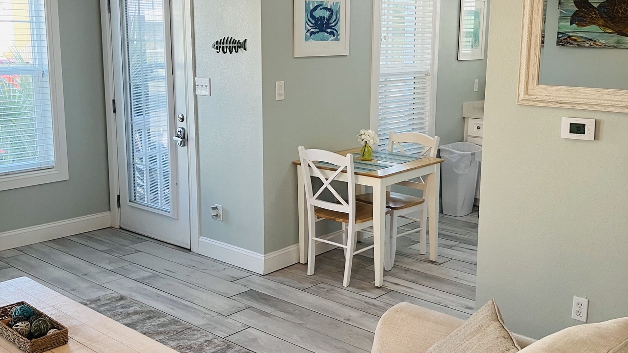 Photo of Livingroom in Ono Island