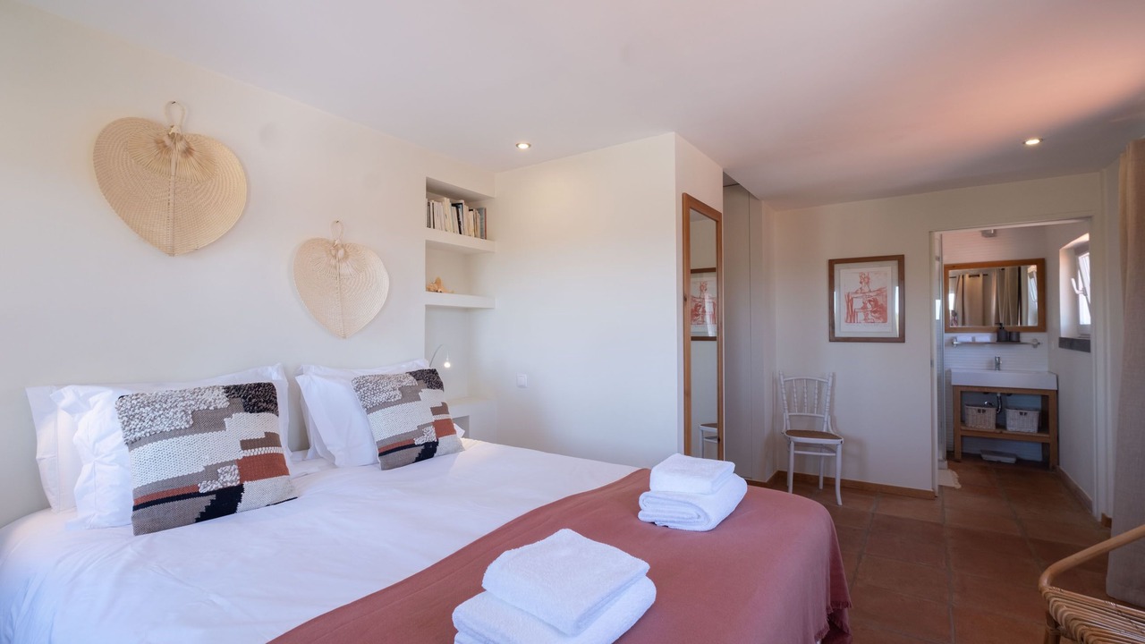 Photo of Bedroom in Charneca