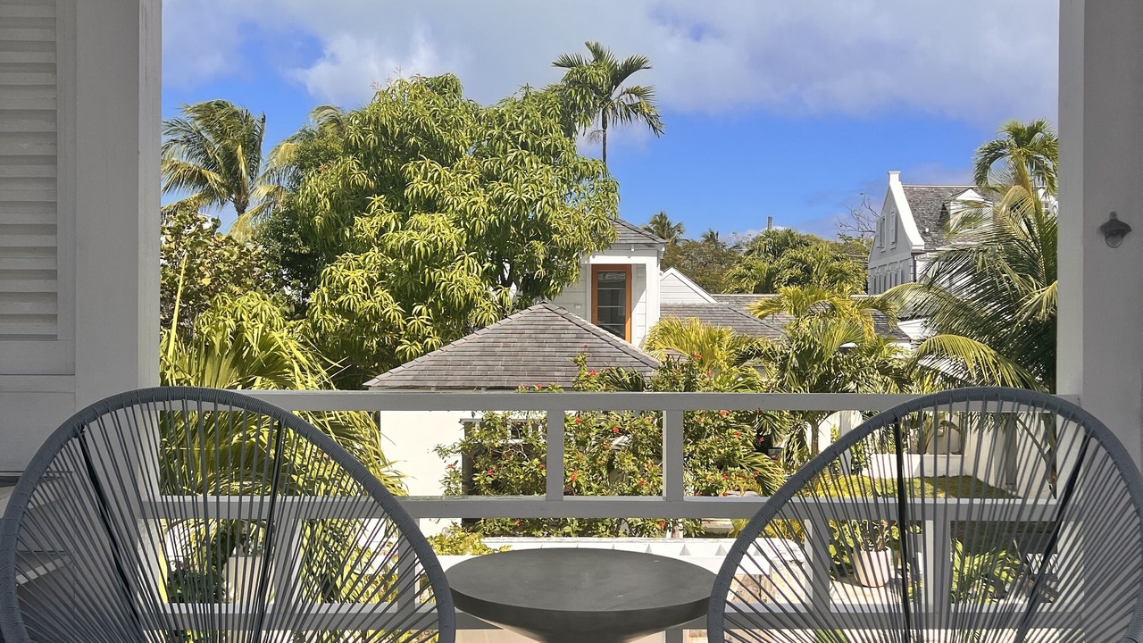 Photo of Patio Balcony in Dunmore Town
