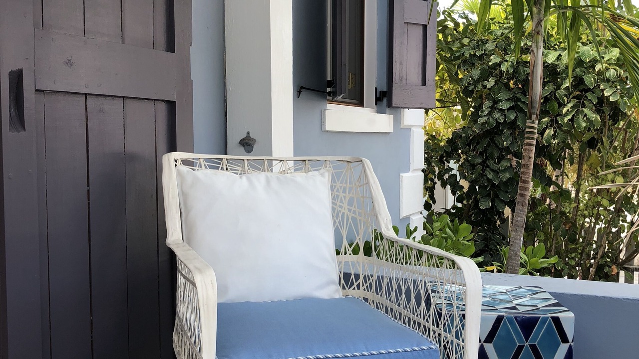 Photo of Patio Balcony in Dunmore Town