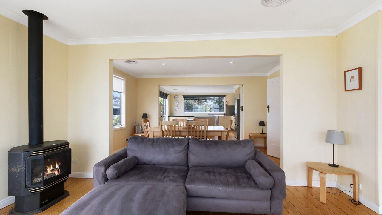 Photo of Livingroom in Lake Tyers Beach