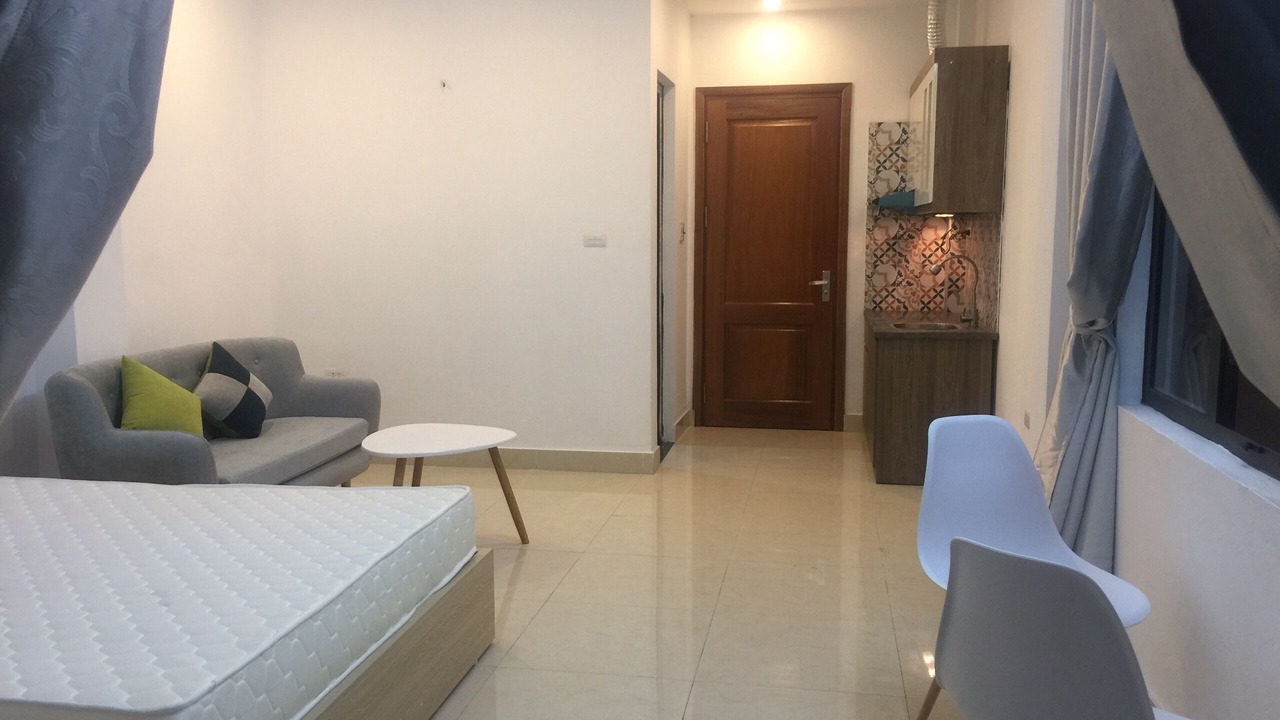 Photo of Bedroom in Trung Hoa Nhan Chinh