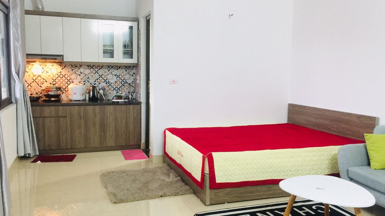 Photo of Bedroom in Trung Hoa Nhan Chinh