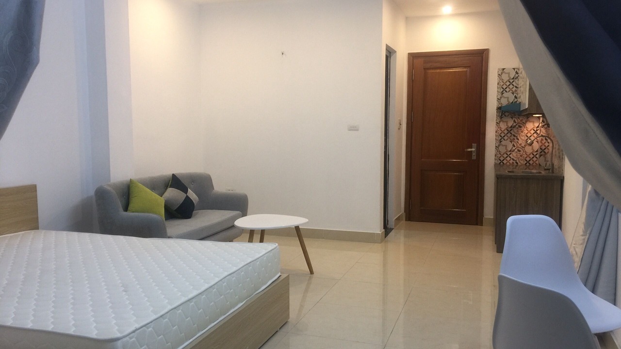 Photo of Bedroom in Trung Hoa Nhan Chinh