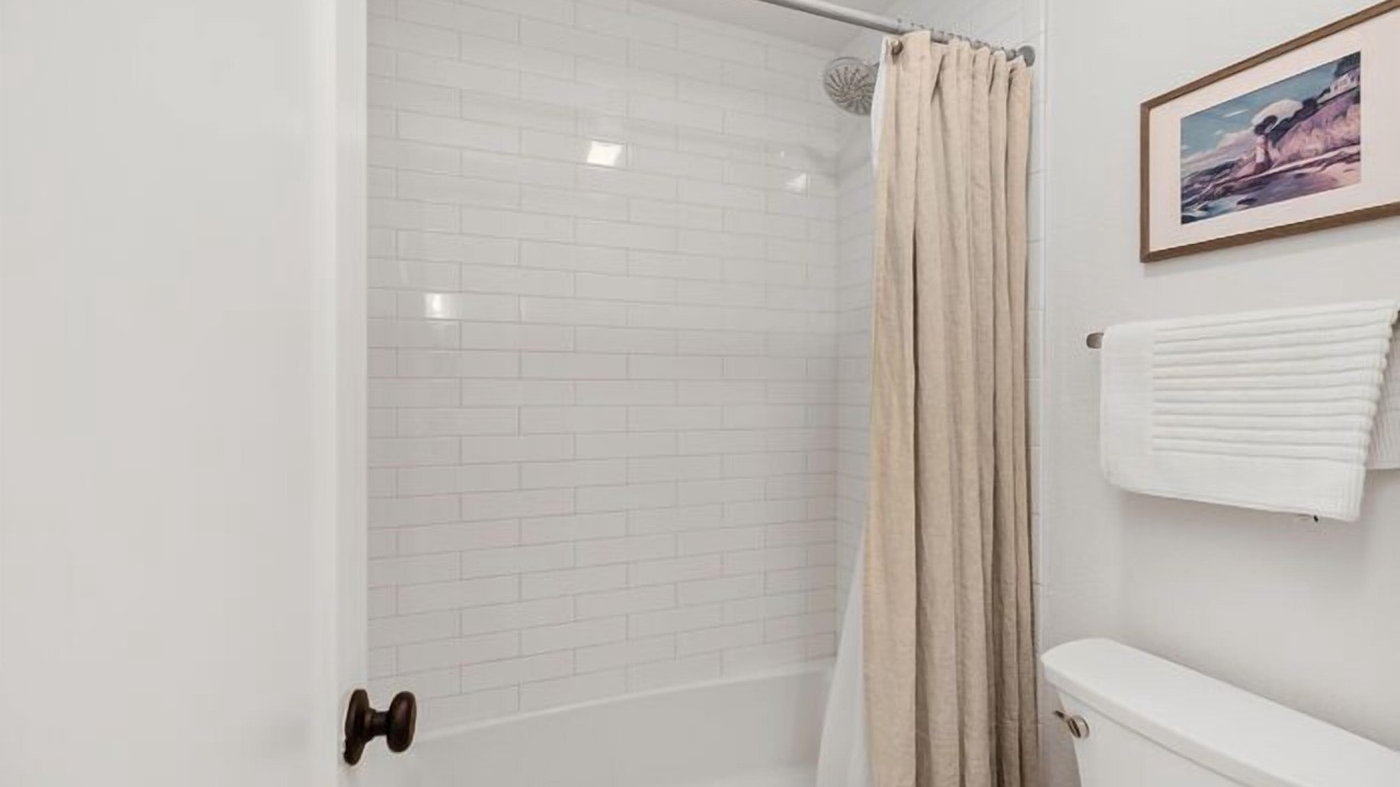 Photo of Bedroom in Newport Beach