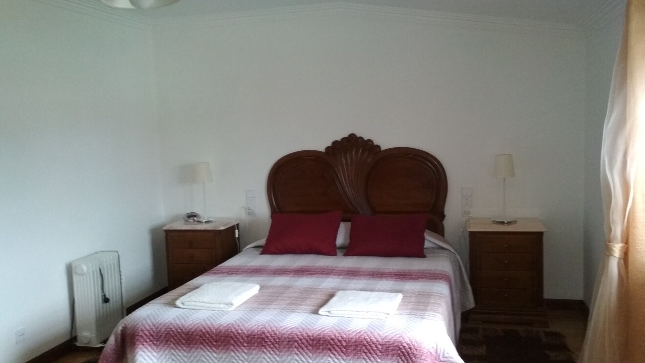 Photo of Bedroom in Santa Maria da Feira