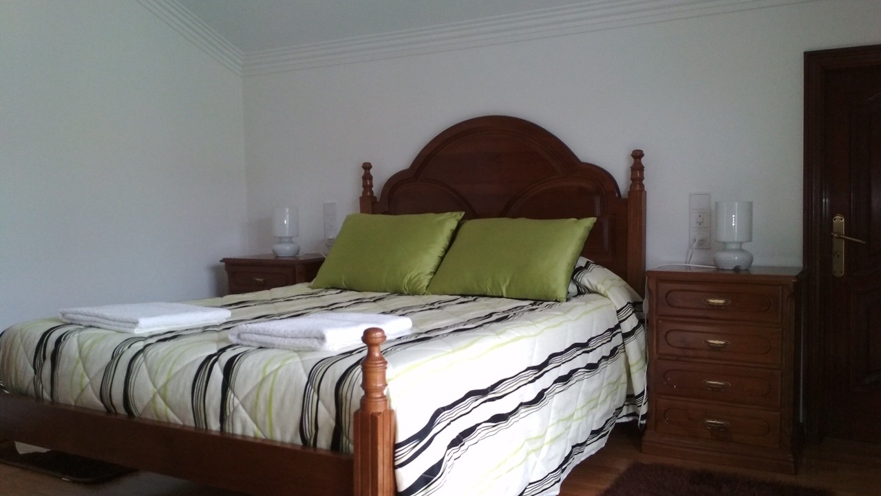 Photo of Bedroom in Santa Maria da Feira