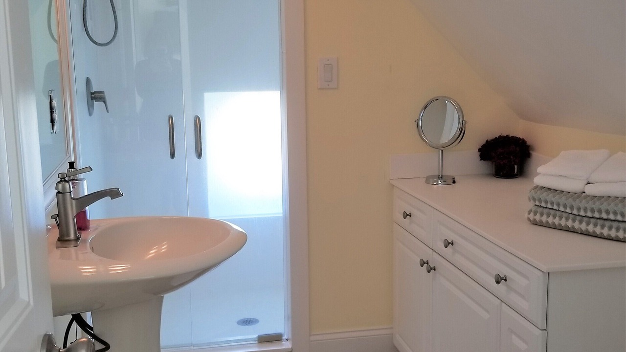 Photo of Bathroom in North Topsail Beach