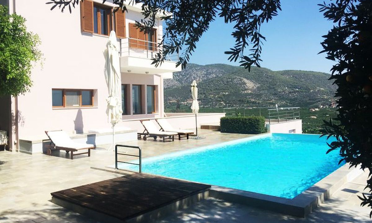 Photo of Outdoor in Melissopetra