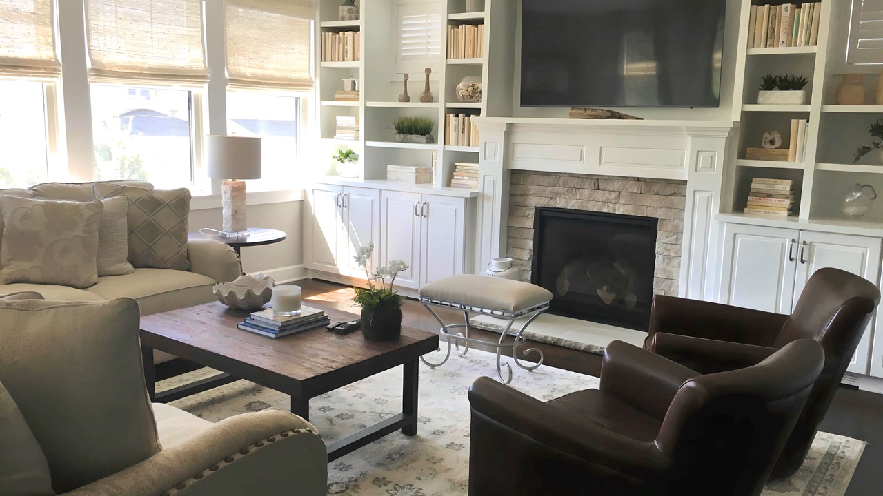 Photo of Livingroom in Avon
