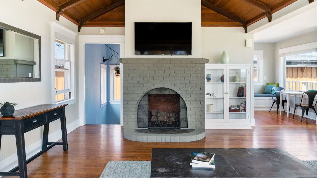 Photo of Livingroom in Roseville - Fleet Ridge