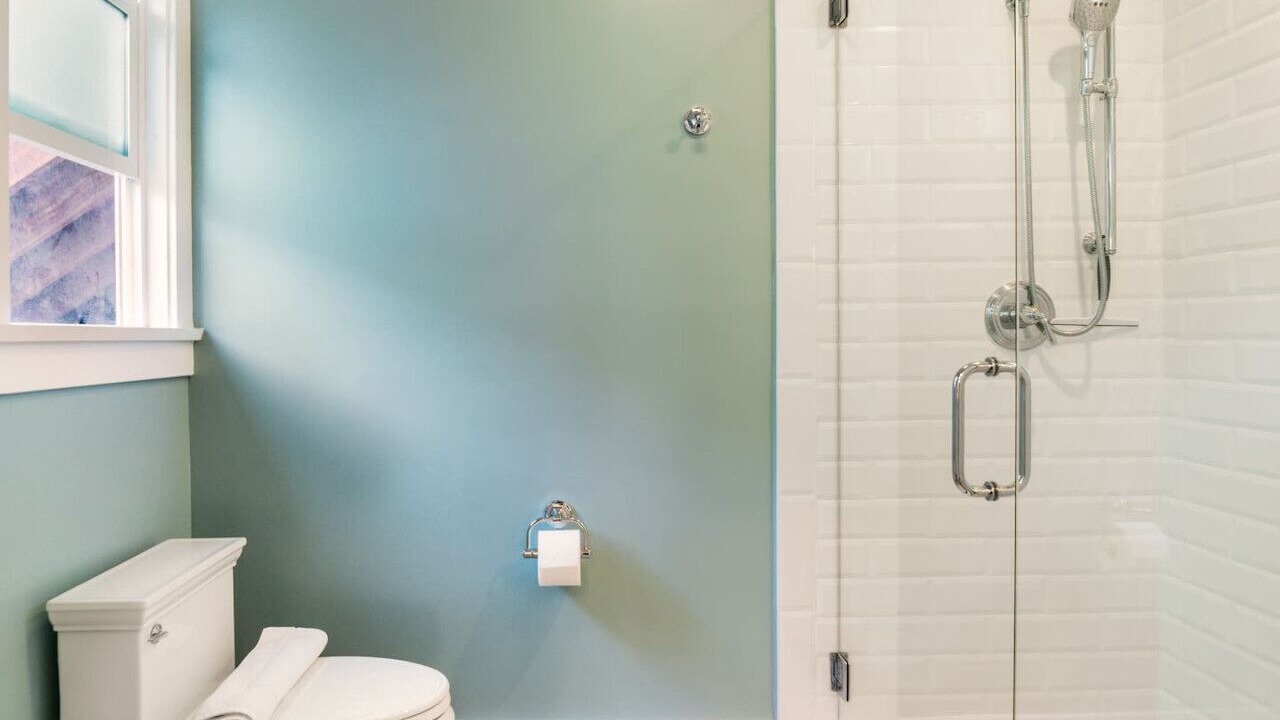 Photo of Bathroom in Roseville - Fleet Ridge