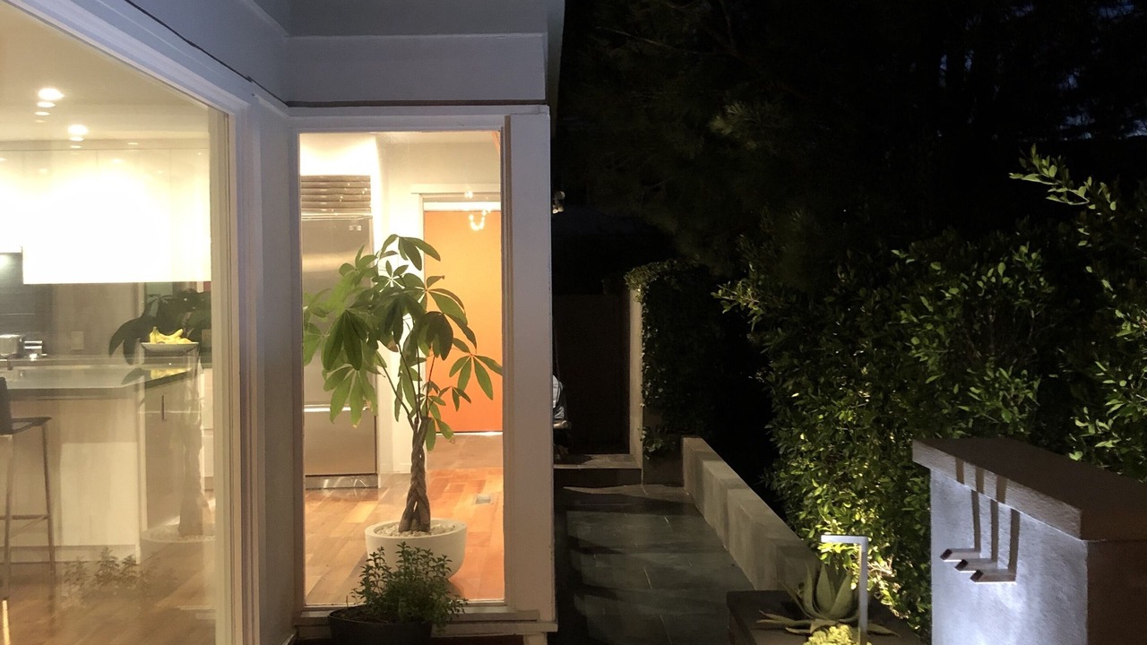 Photo of Outdoor in Hollywood Hills