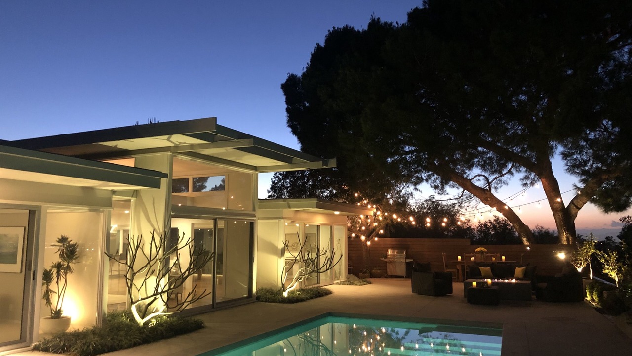 Photo of Outdoor in Hollywood Hills