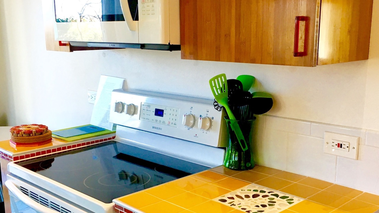 Photo of Kitchen in Gregory Town