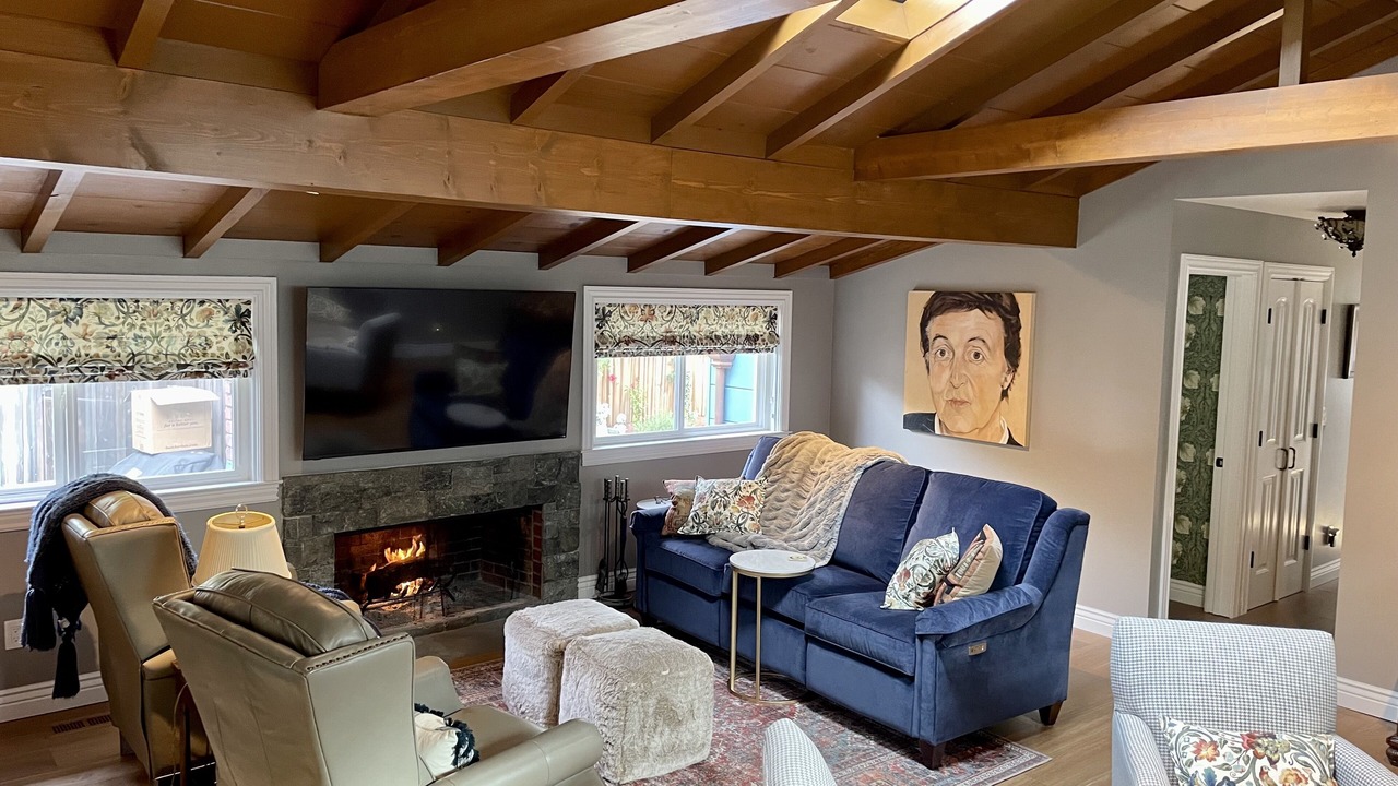 Photo of Livingroom in Southeast Carmel