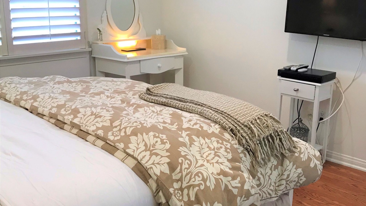 Photo of Bedroom in Sherman Oaks