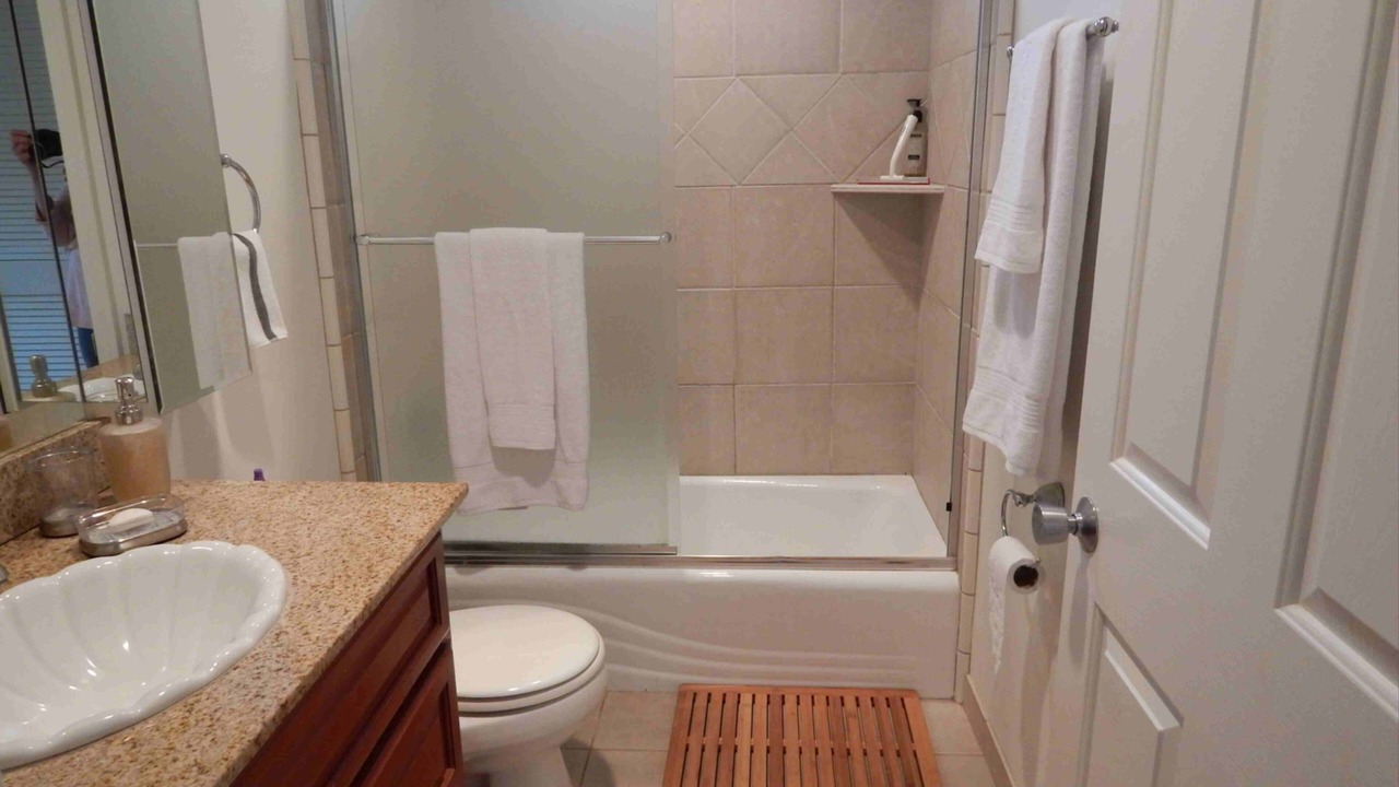 Photo of Bathroom in Sherman Oaks