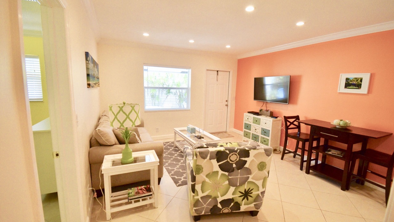 Photo of Livingroom in Deerfield Beach