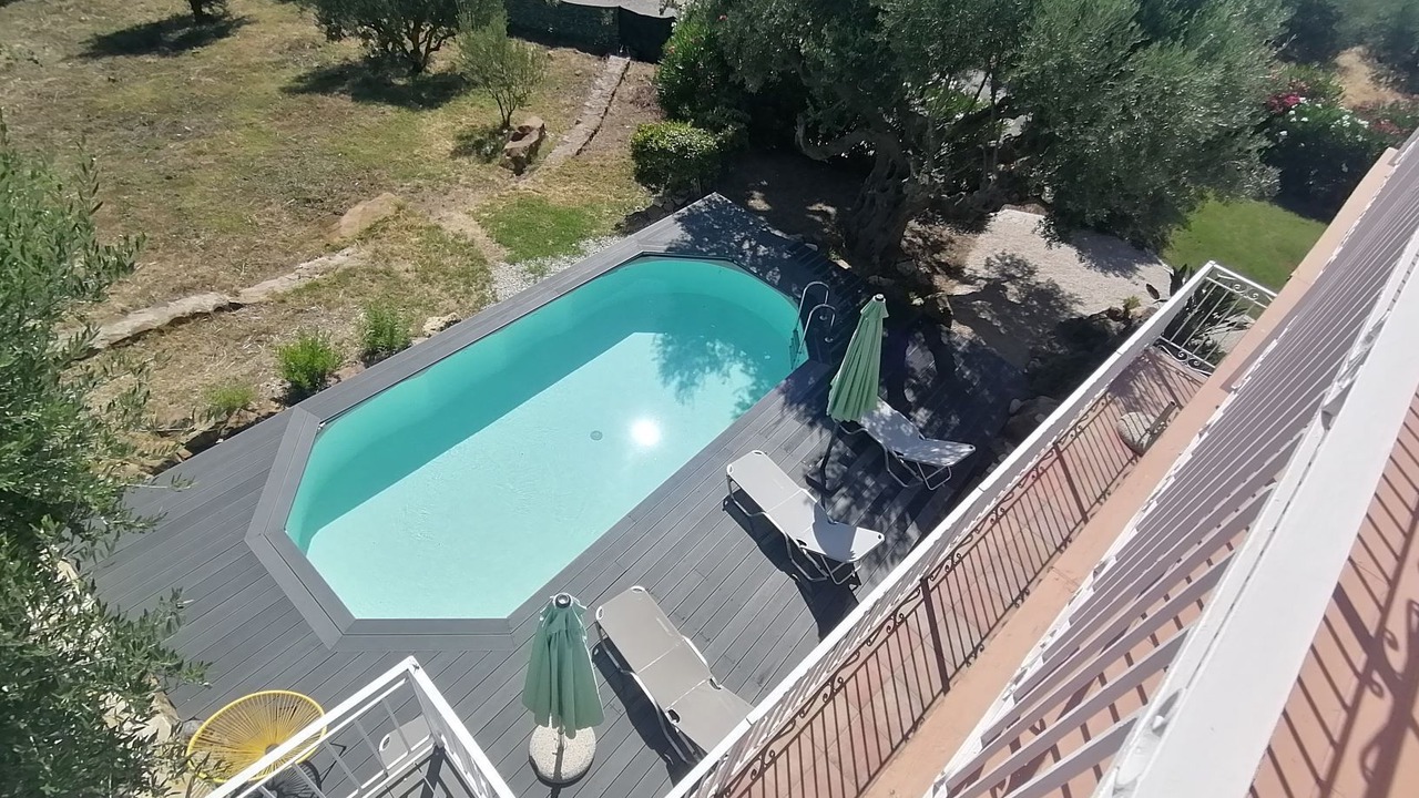 Photo of Outdoor in Aipeia