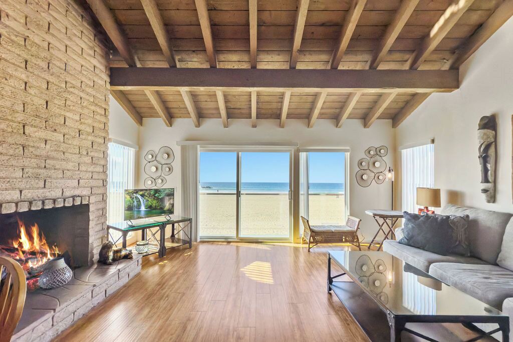 Photo of Livingroom in West Newport