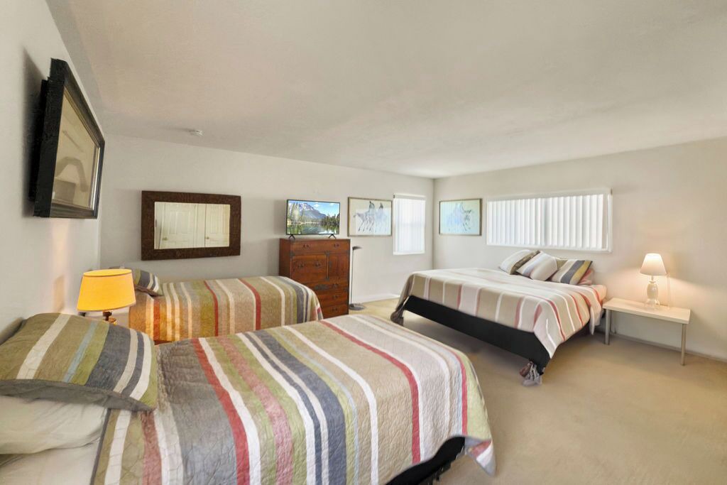 Photo of Bedroom in West Newport