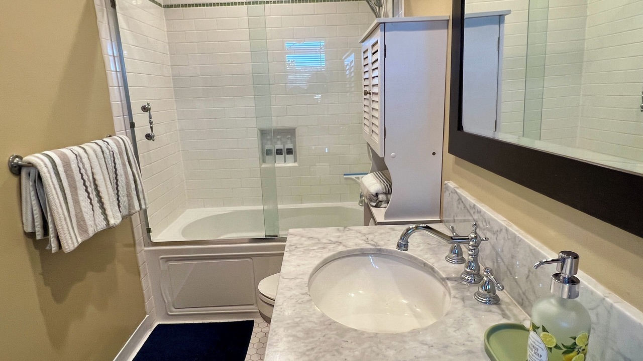 Photo of Bathroom in Monterey Park