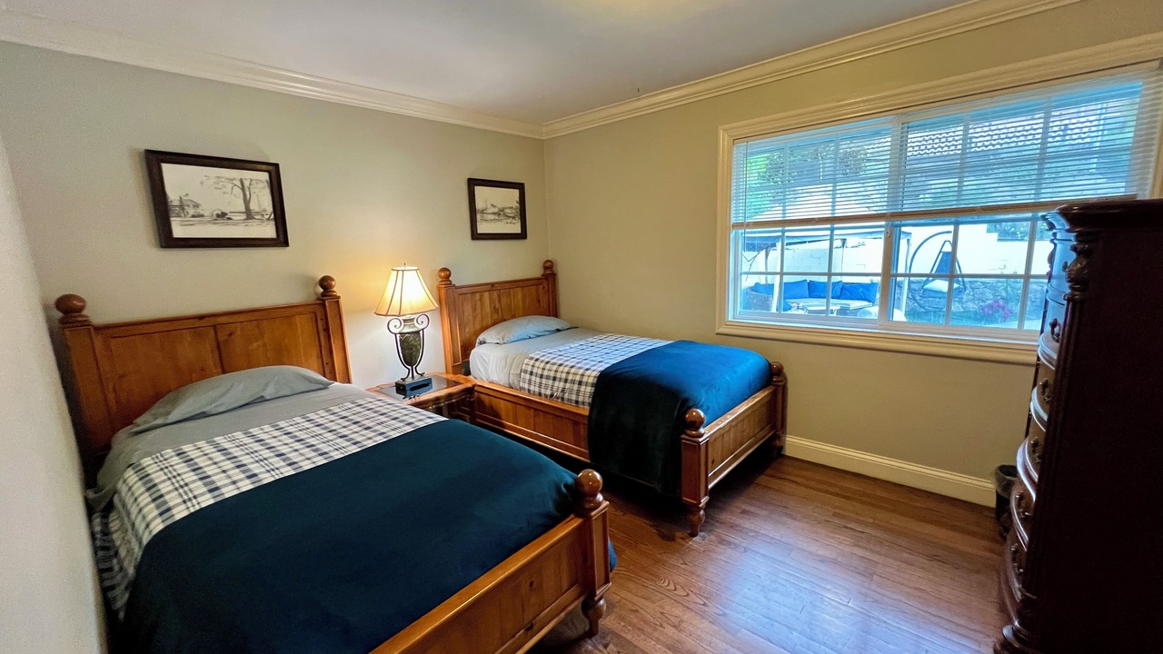Photo of Bedroom in Monterey Park
