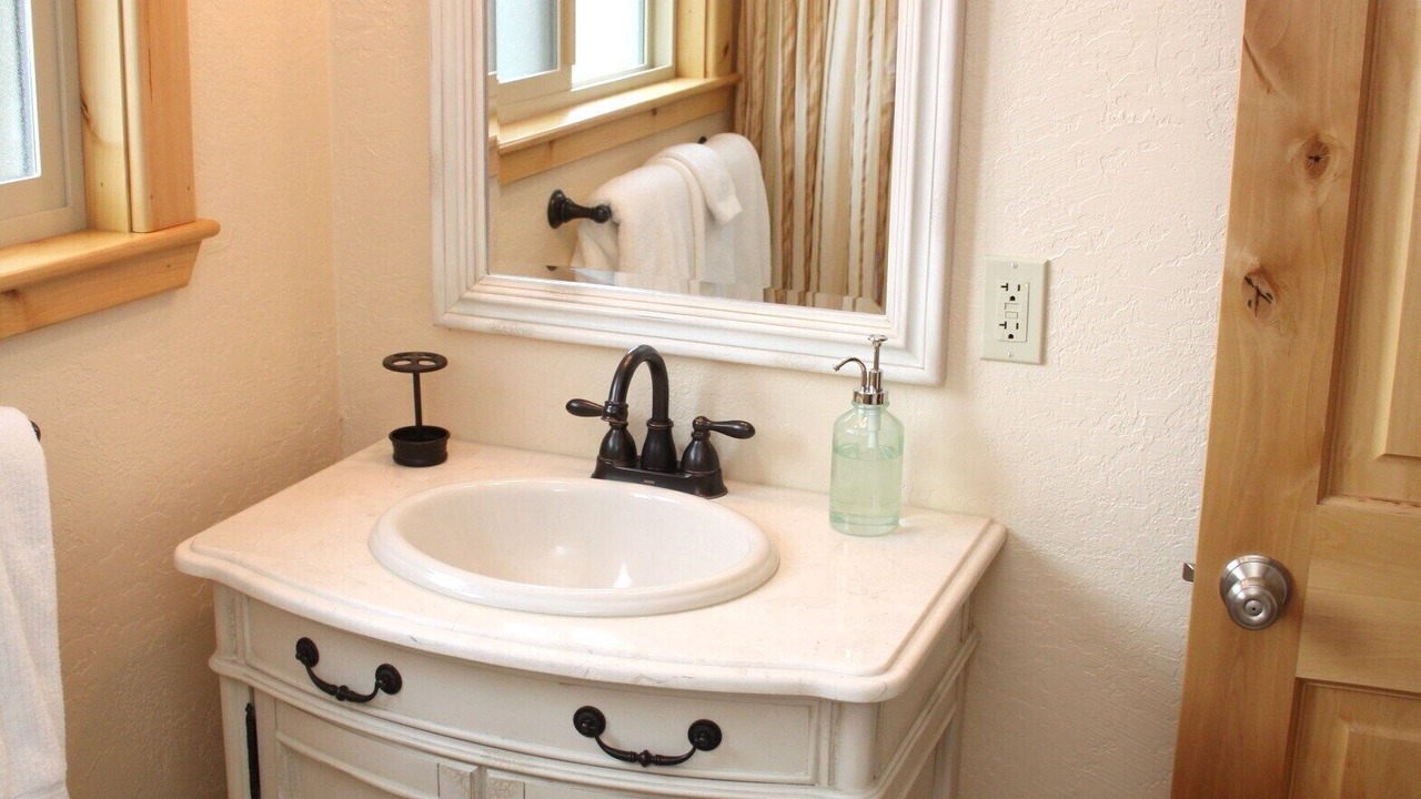 Photo of Bathroom in Lake Forest