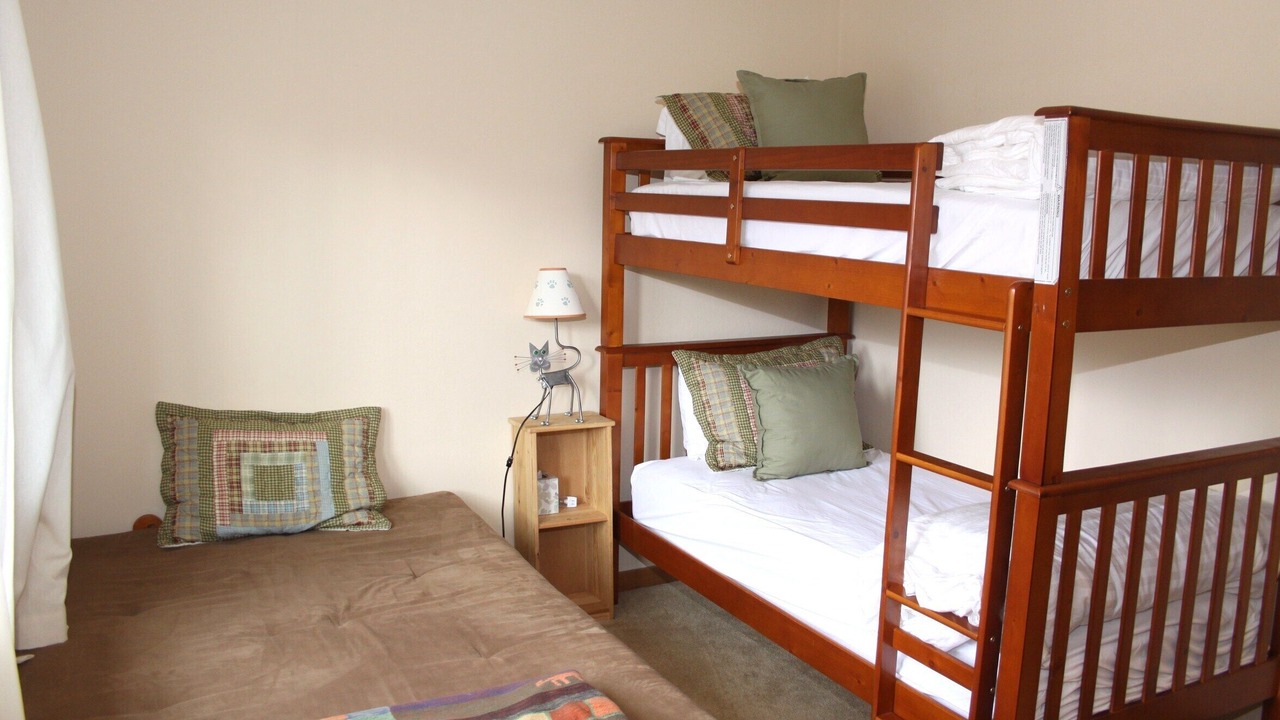 Photo of Bedroom in Lake Forest