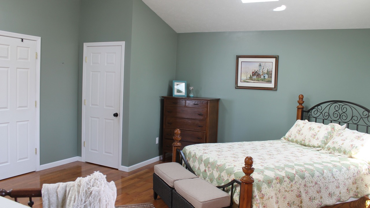 Photo of Bedroom in Lake City