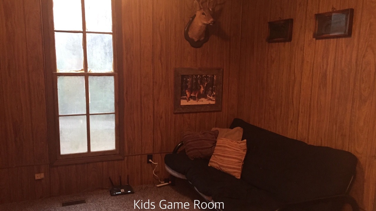 Photo of Livingroom in Elrod