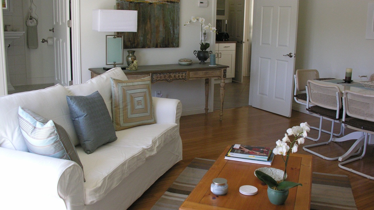 Photo of Livingroom in Valley Village
