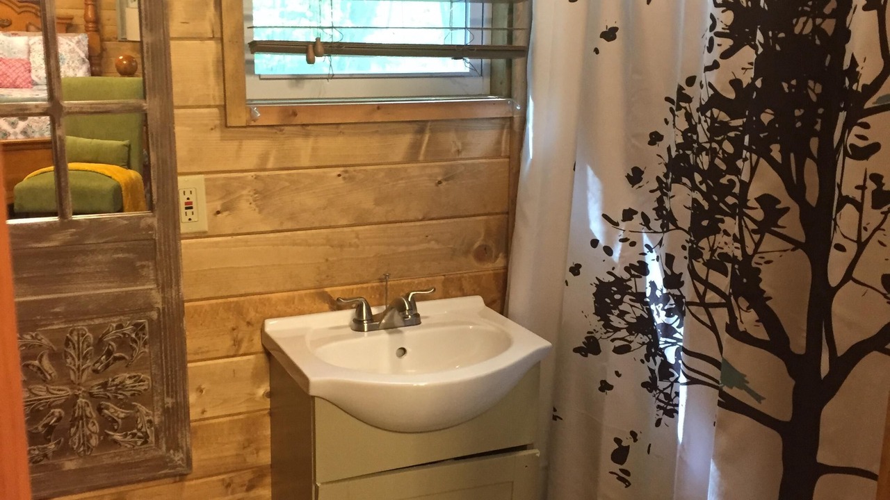 Photo of Bathroom in Cherokee