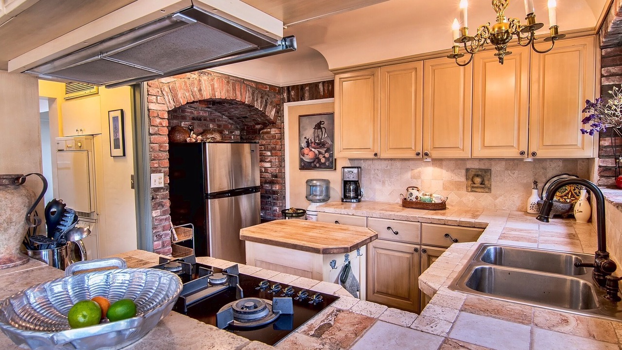 Photo of Kitchen in Beverly Grove