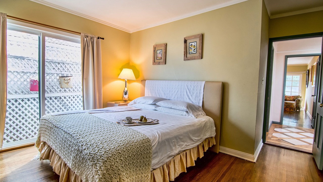 Photo of Bedroom in Beverly Grove