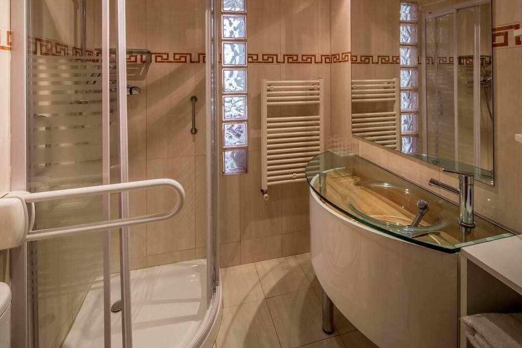 Photo of Bathroom in Eixample