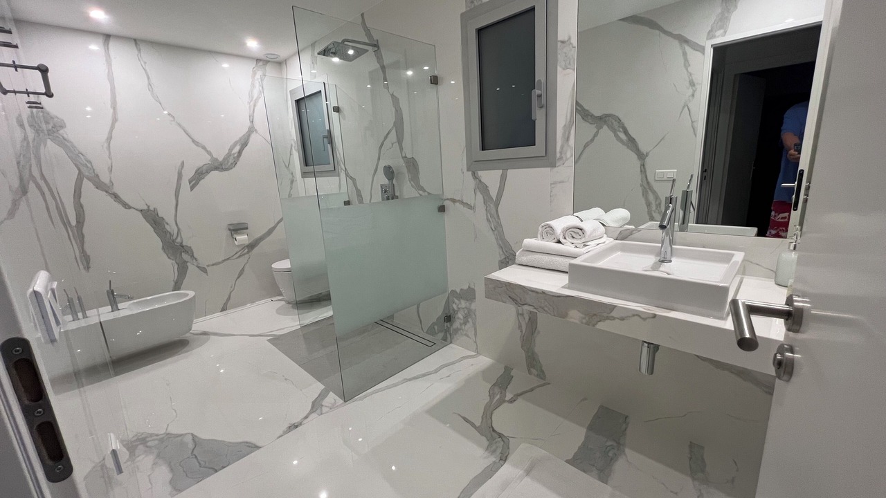 Photo of Bathroom in Casino - Boulingrins
