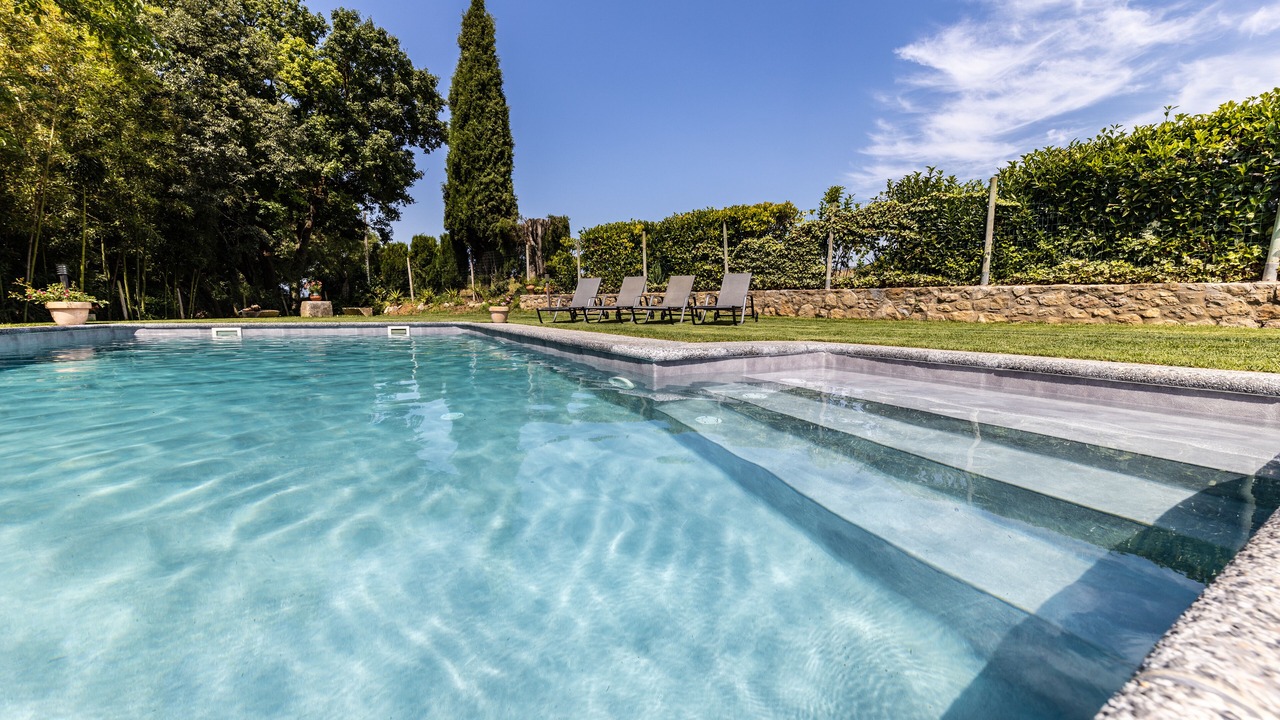 Photo of Outdoor in Maia de Montcal