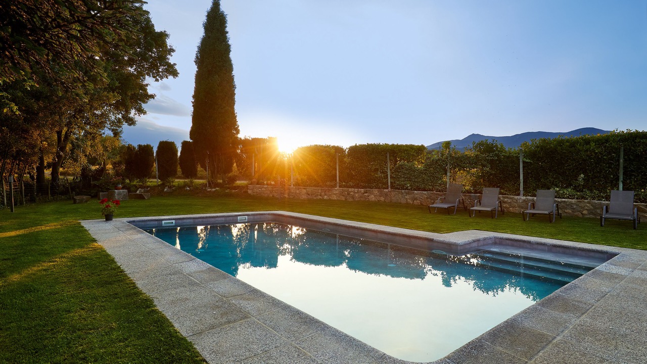 Photo of Outdoor in Maia de Montcal