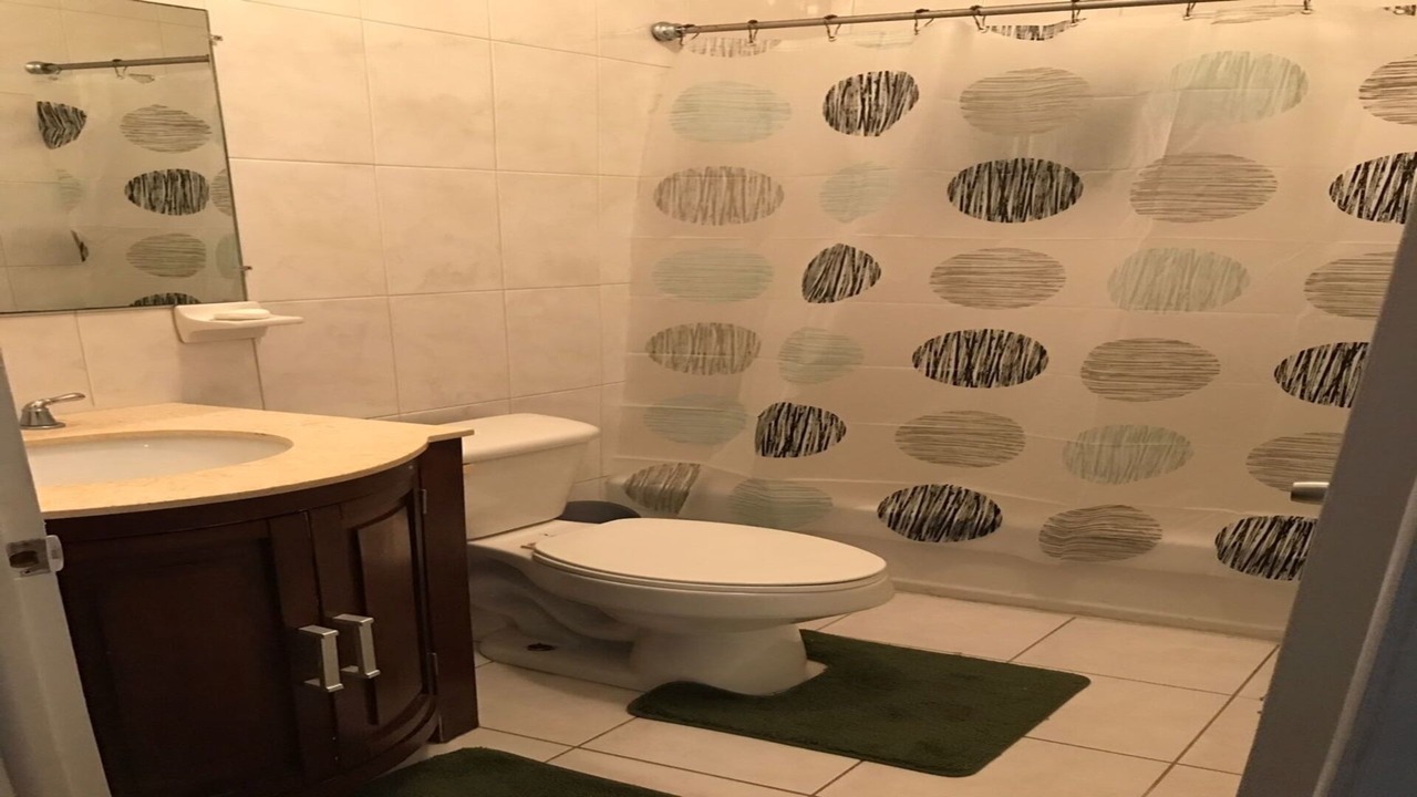 Photo of Bathroom in Nassau